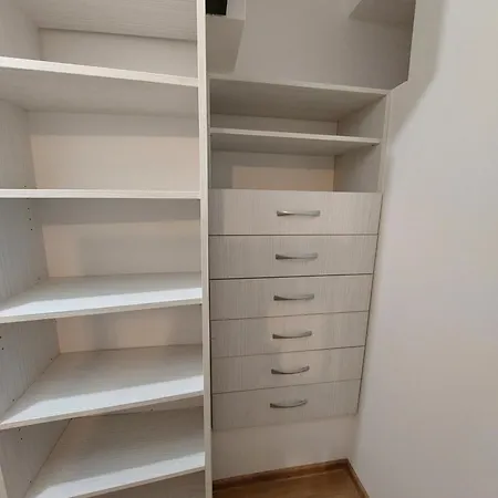 Appartement V Centre Mesta S Terasou A Zahradou Košice