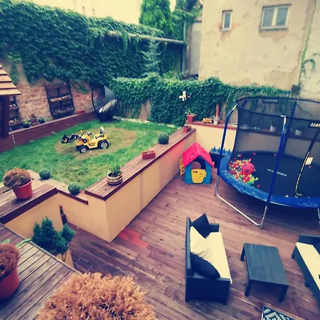Appartement V Centre Mesta S Terasou A Zahradou